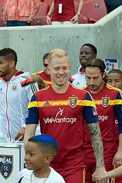 Малхолланд выходит на поле в матче «Реал Солт-Лейк» против «Ди Си Юнайтед» 9 августа 2014 года.