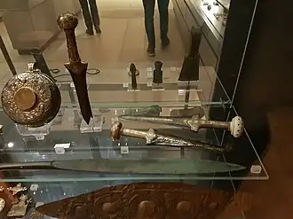 Реконструиронные ножи и клинки