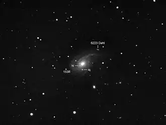 Трек астероида (6223) Даль на фоне далёкой галактики NGC 772