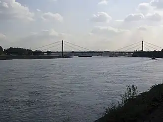 Rheinbrücke Neuenkamp