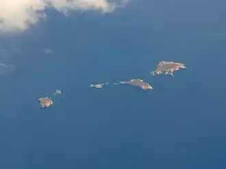 Вид на остров с высоты птичьего полёта(остров На-Форадада второй справа)