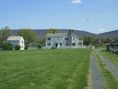 Ферма Башонга (вид с запада)