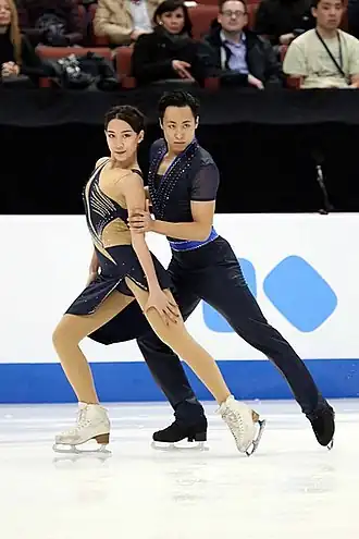 Нин Ваньци и её партнёр Ван Чао начемпионате четырёх континентов (2019)