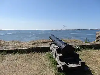 Орудие на одном из бастионов