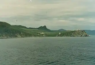 Вид на мыс Поворотный при выходе из залива Находка