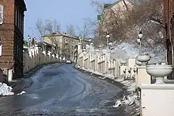 Вид на улицу и Воскресенскую гору