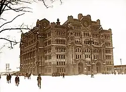 Старое почтовое отделение на площади Сава в Белграде