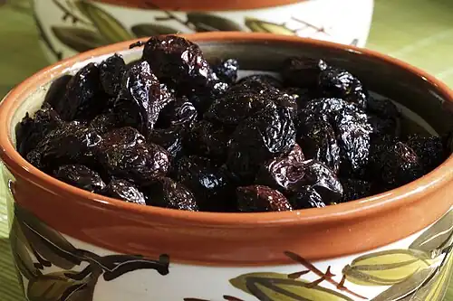 Греческие вяленые оливки