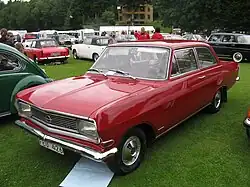 2-х дверный седан