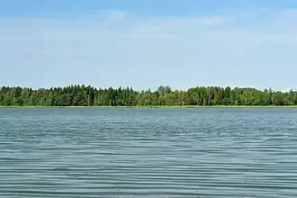 Вид на озеро Валгъярв летом 2012 года.