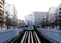 Вид на станцию со стороны бульвара де Пикпюс