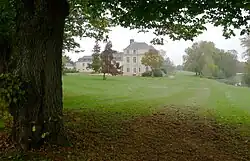 Школа верховой езды