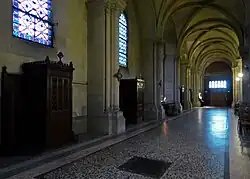 Боковой неф.