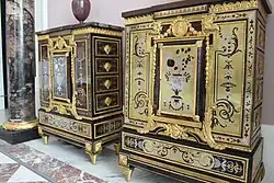 Два «низких кабинета». Ок. 1770. Лувр, Париж