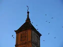 Башня дворца