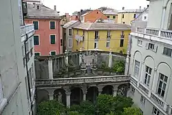 Кортиле (двор)