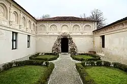 Искусственный грот