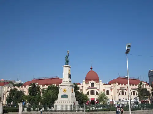 Памятник советским воинам на месте памятника борцам с Коминтерном (2012)