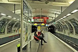 Платформа в сторону Мэри-д'Исси.