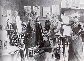 Ё. Розен на занятиях в Академии Коларосси