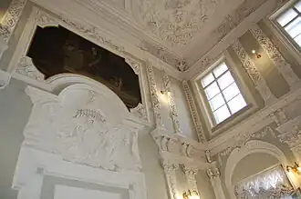 Петровский зал (зал Сената). Это единственный интерьер в здании Двенадцати коллегий, сохранившийся от XVIII века.