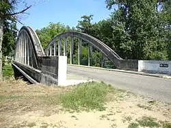 Мост через реку Аррос