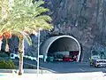 Восточный туннель (не является автомобильной дорогой)