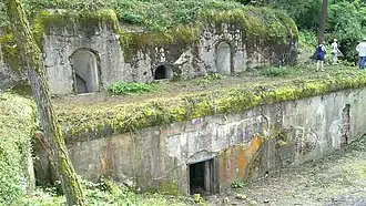 Остатки оборонительного укрепления, форт № 1/6, около села Поповичи, фото 3 июля 2010 года.