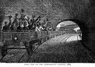 Пробная поездка на поезде 1862 года мимо станции Портленд-роуд
