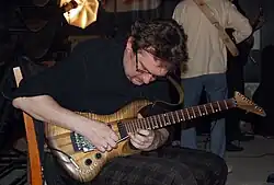 Валерий Посиделов, треш-акция «Fucking butterflies», Ростовская биеннале, 24 мая 2010 г.