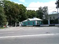 Дом № 6 — Храм Бессребреников Космы и Дамиана в Космодемьянском