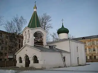 Храм Преполовения Пятидесятницы во Пскове на Спасском подворье