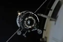 «Прогресс М-07М» перед стыковкой с МКС