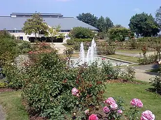 Сад в центре Кевера