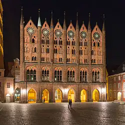 Ратуша на старой рыночной площади