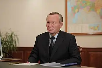 Равиль Фаритович Гениатулин на встрече с Председателем Правительства Российской Федерации В. Путиным. 8 августа 2011 года.