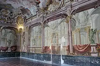 Салон росписей «квадратурой»