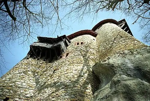 Стены замка