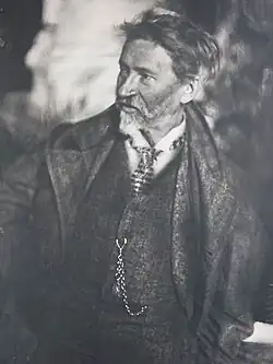 Портрет художника Ильи Репина