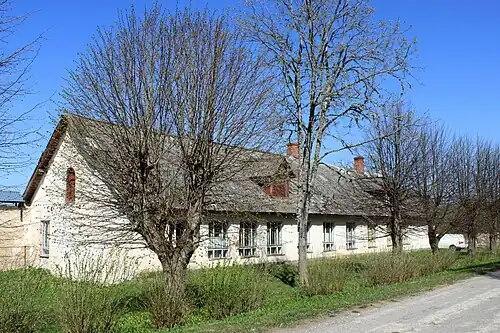 Каретник-конюшня