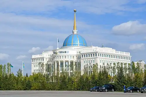 Президентская резиденция Акорда является штаб-квартирой Администрации президента