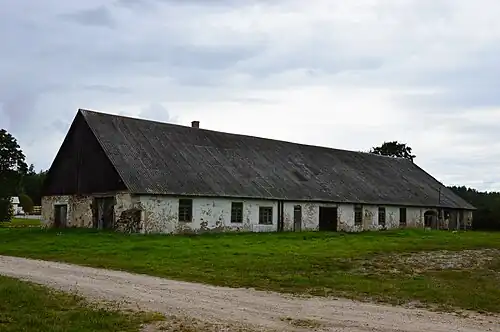Каретник-конюшня