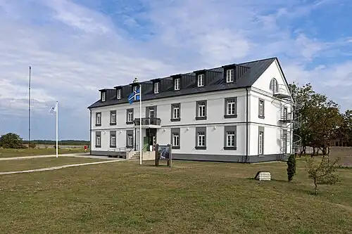 Туристический центр на мысе Сырве