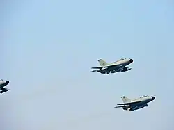 Chengdu F-7 5-й истребительной эскадрильи, во время празднования 70-летия независимости страны