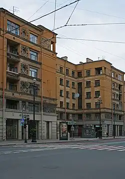 Жилой дом (дом 141)