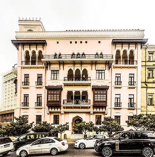 Баку. Дом братьев Садыховых