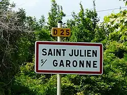 Знак на въезде в Сен-Жюльен-сюр-Гарон
