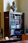 Бюст архитектора в библиотеке Святой Женевьевы, Париж