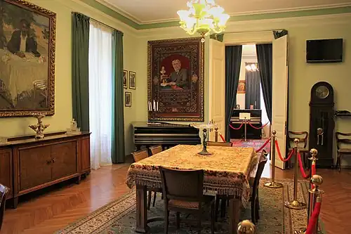 Интерьер гостиной комнаты