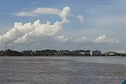 Махакам в черте города Самаринда